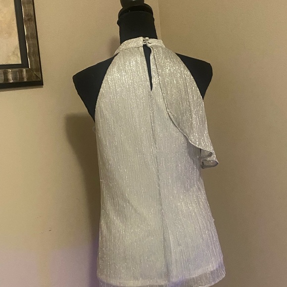 - - White House Black Market Gold Shimmering Blouse Perfect Holiday Top - Picture 4 of 6